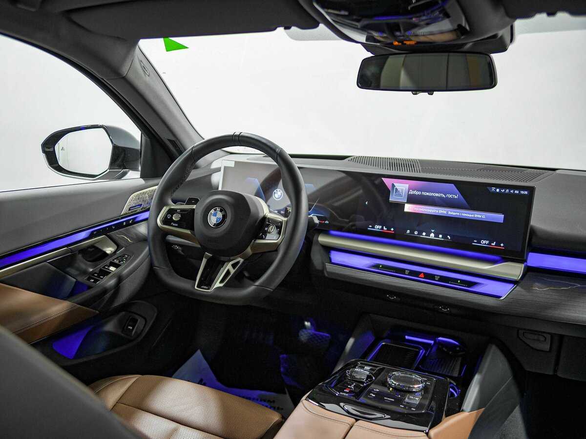 Купить BMW 5 серии Long 530Li, 2024, 35 км, фото №25