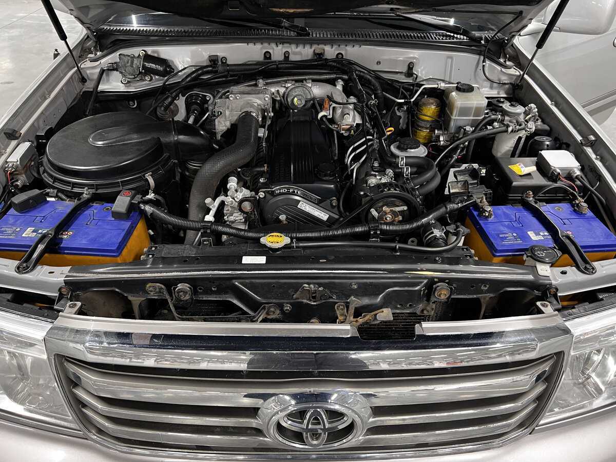 Купить Toyota Land Cruiser, 2006, 377 668 км, фото №9