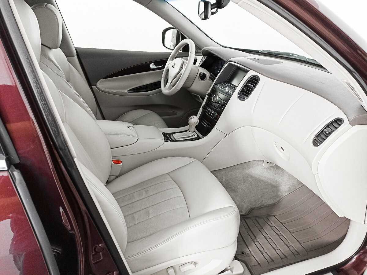 Купить Infiniti QX50, 2014, 81 149 км, фото №11