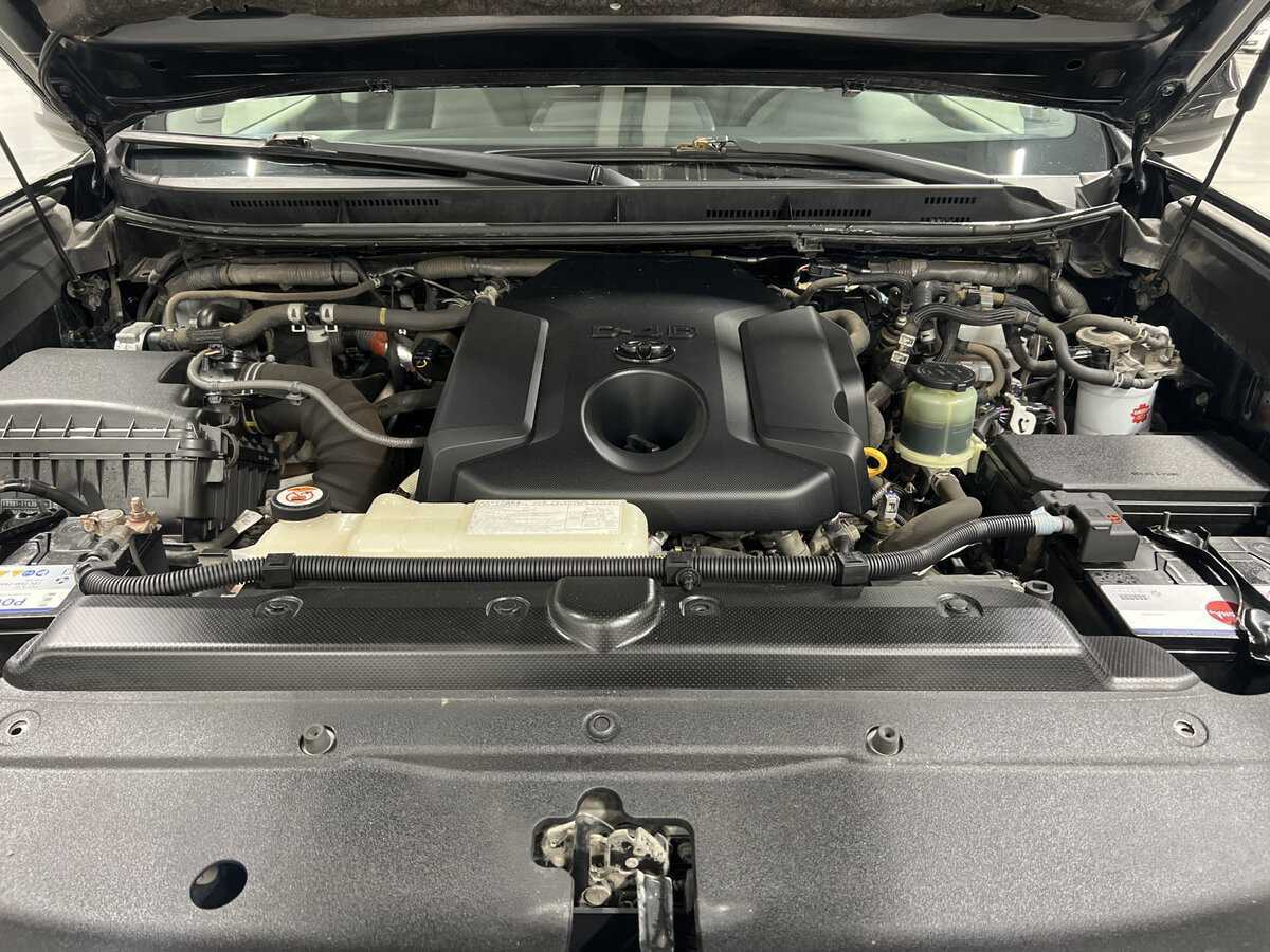 Купить Toyota Land Cruiser Prado, 2017, 205 116 км, фото №9