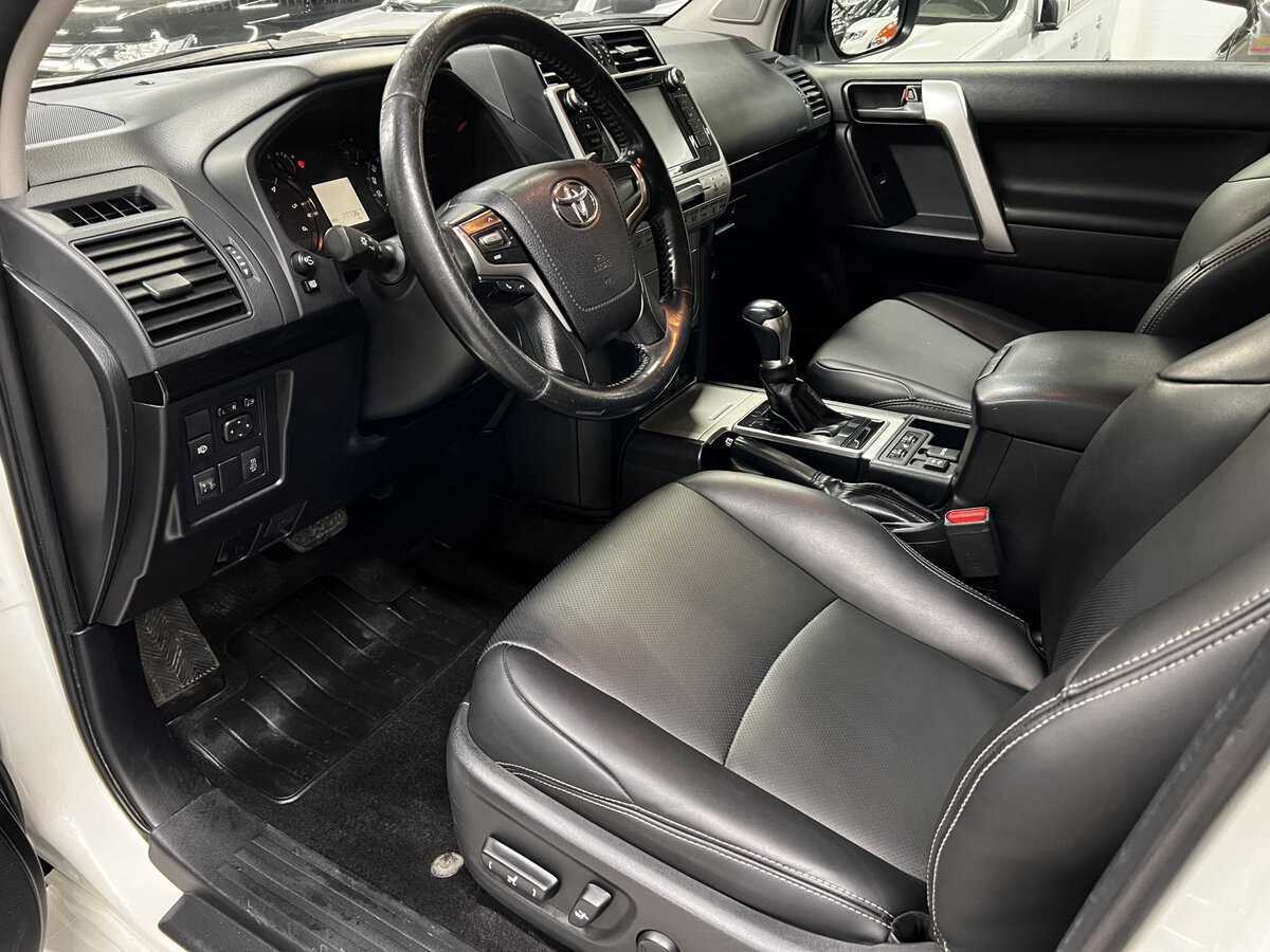 Купить Toyota Land Cruiser Prado, 2019, 177 342 км, фото №16