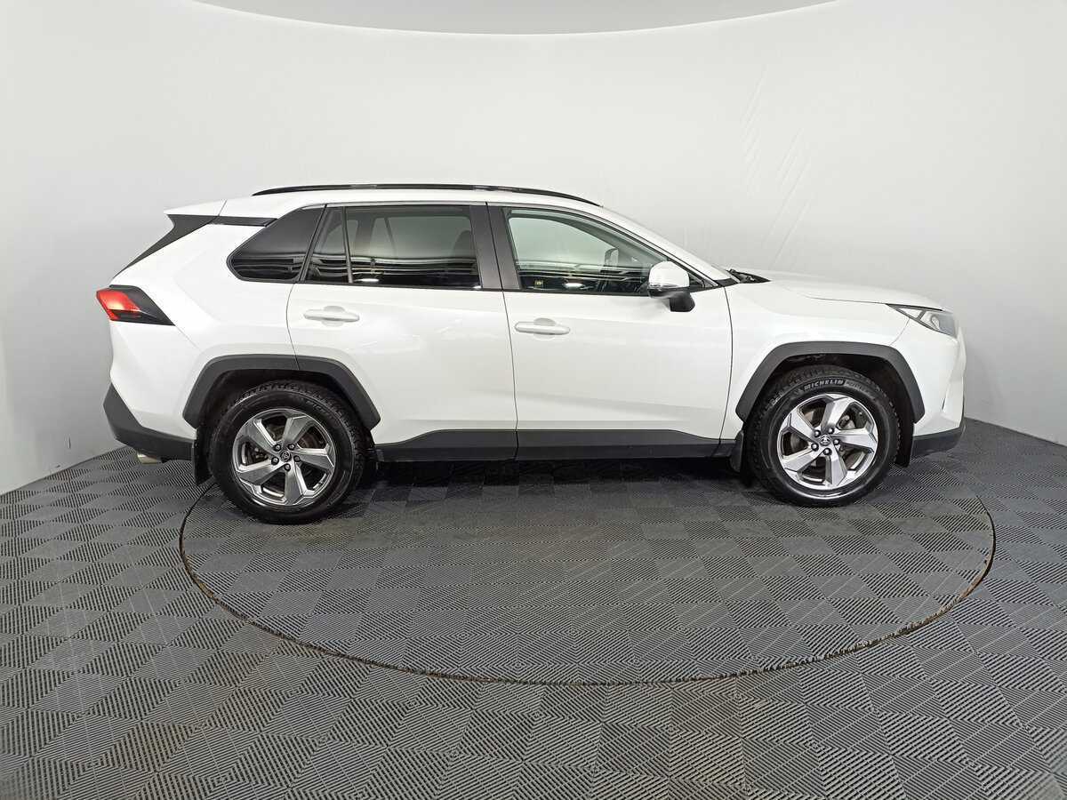 Купить Toyota RAV4, 2021, 65 768 км, фото №4