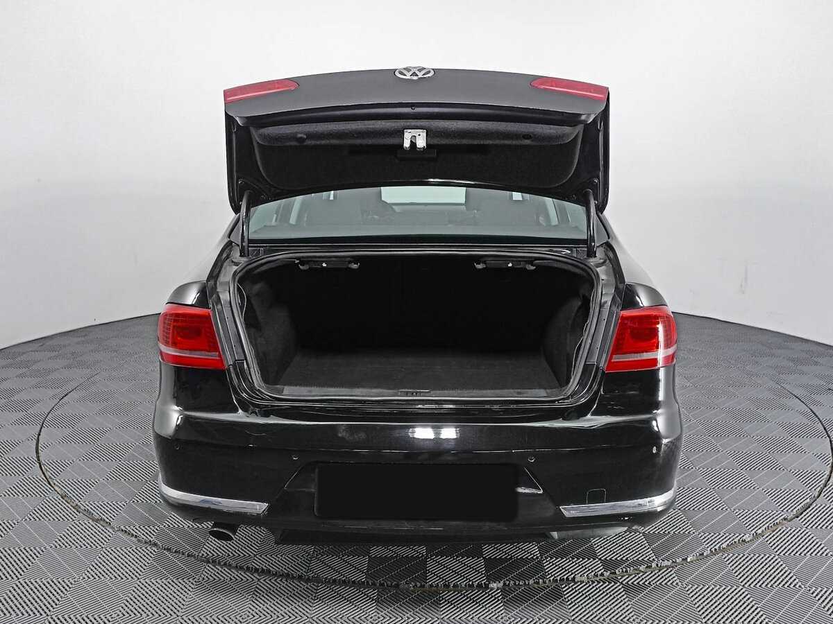 Купить Volkswagen Passat, 2011, 166 876 км, фото №8