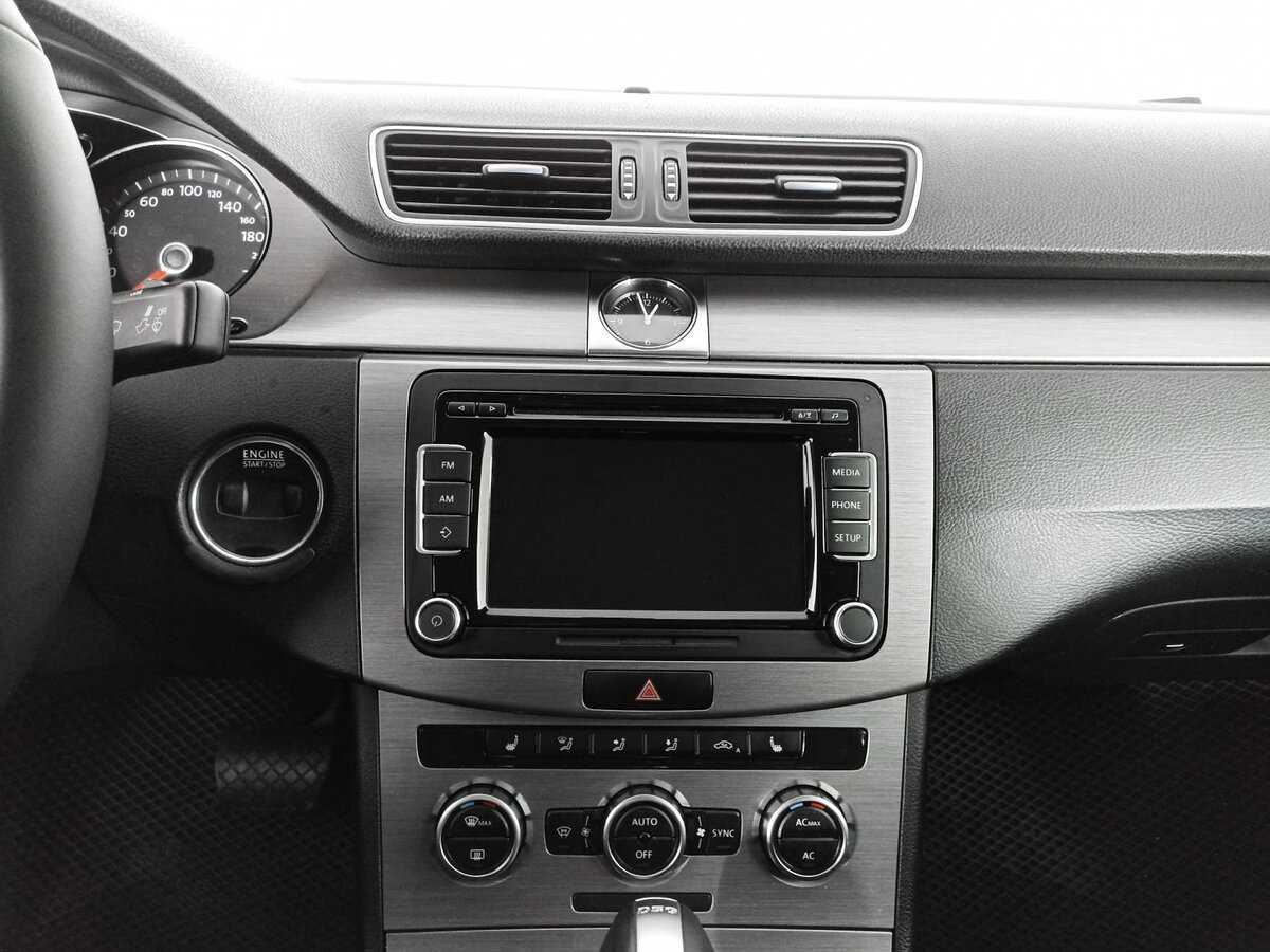 Купить Volkswagen Passat, 2011, 166 876 км, фото №13