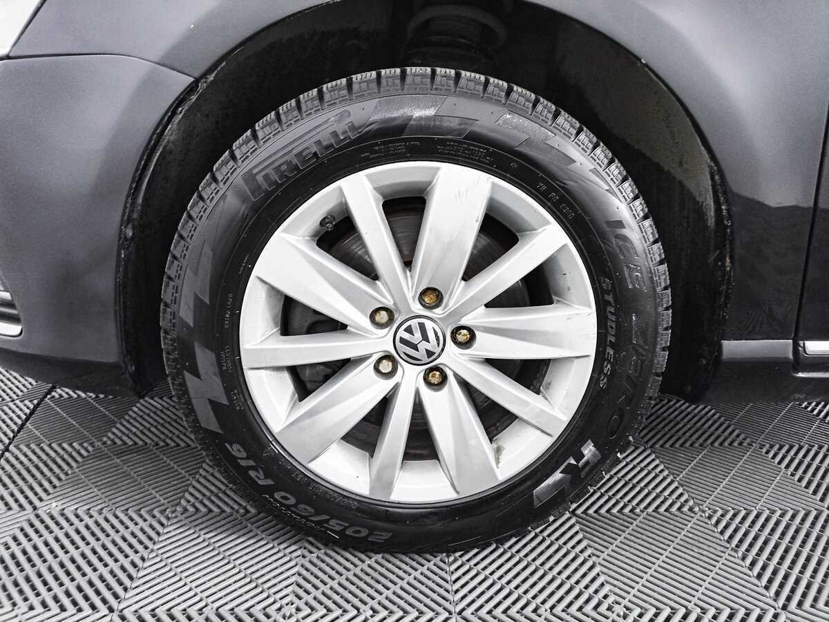 Купить Volkswagen Passat, 2011, 166 876 км, фото №16