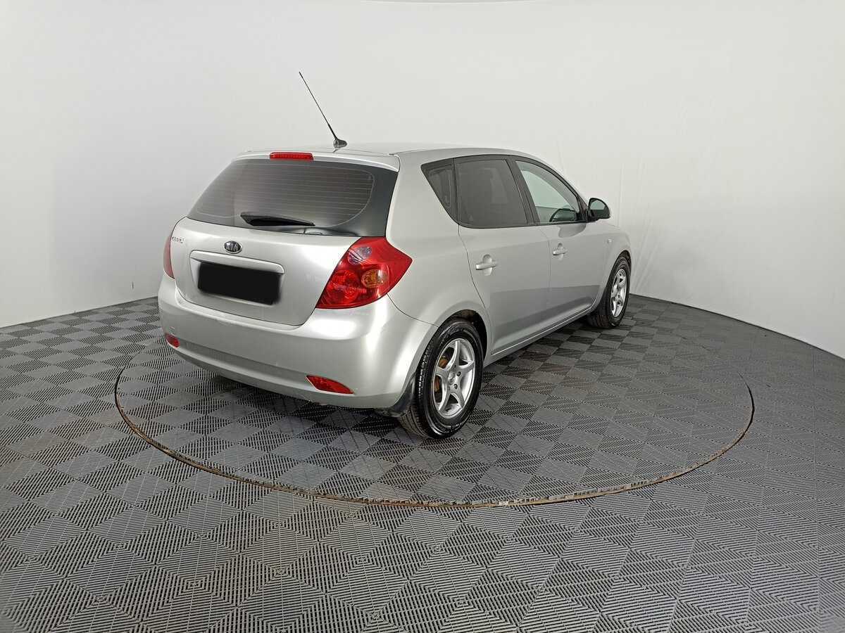 Купить Kia Ceed, 2009, 210 041 км, фото №5