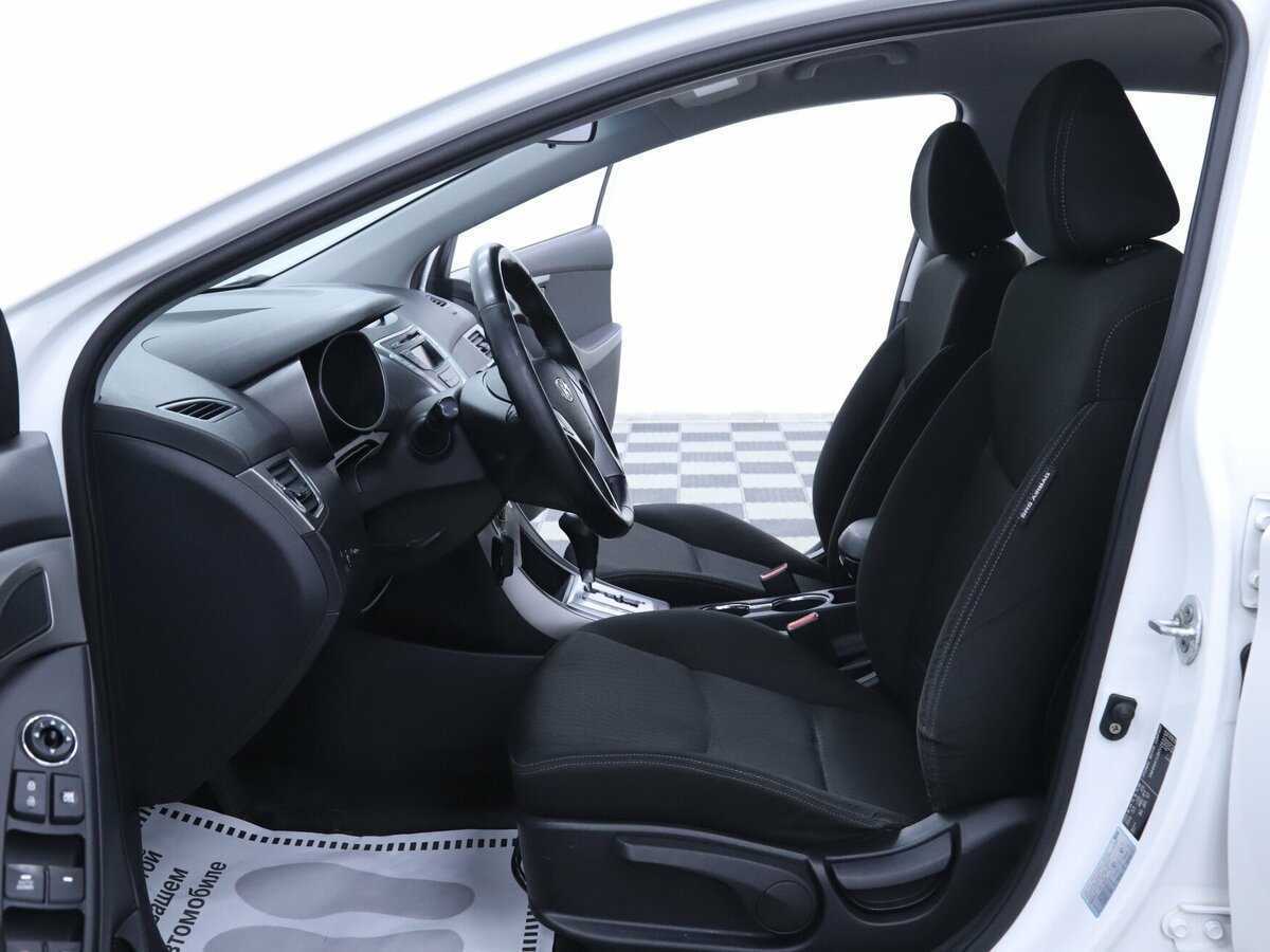 Купить Hyundai Elantra, 2011, 161 500 км, фото №6