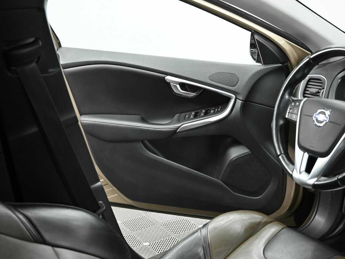 Купить Volvo V40, 2014, 157 000 км, фото №8