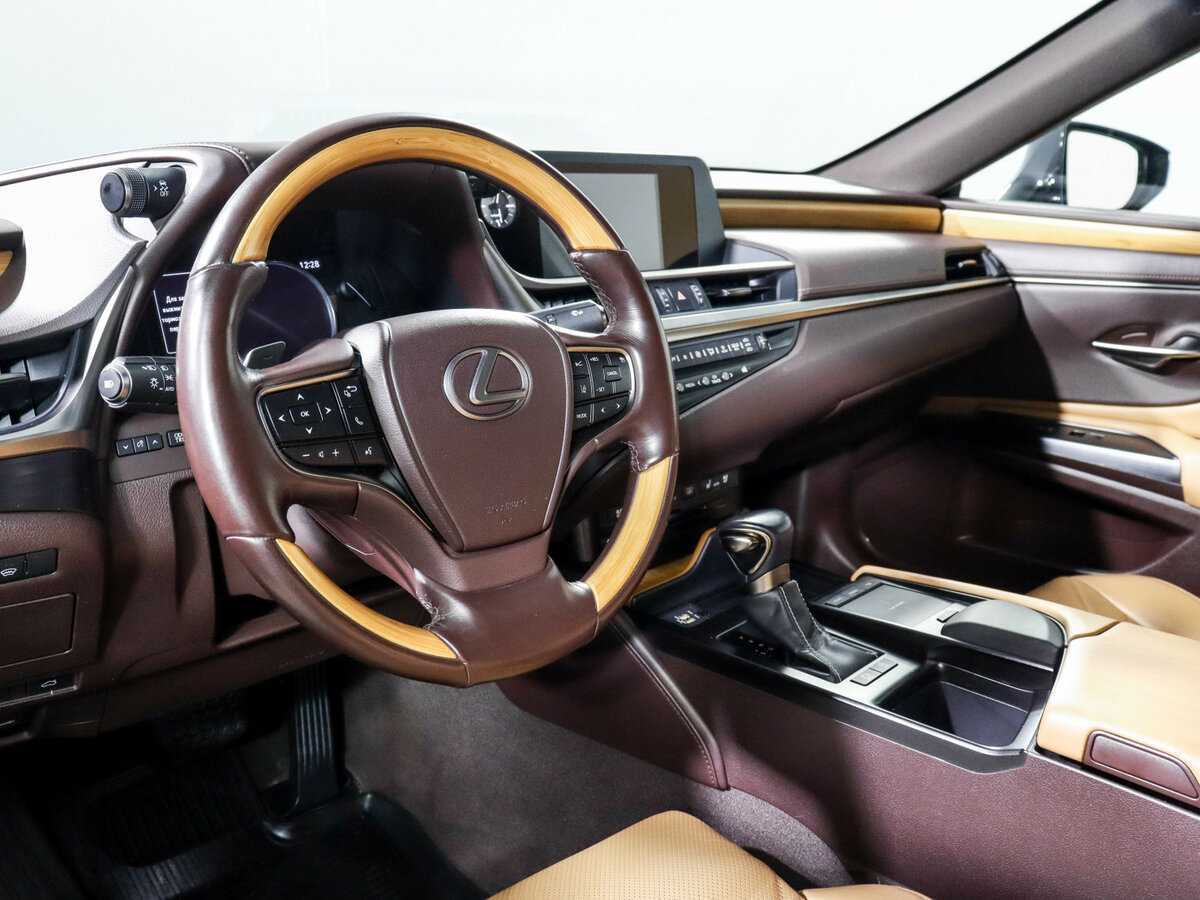 Купить Lexus ES 250, 2019, 72 643 км, фото №12