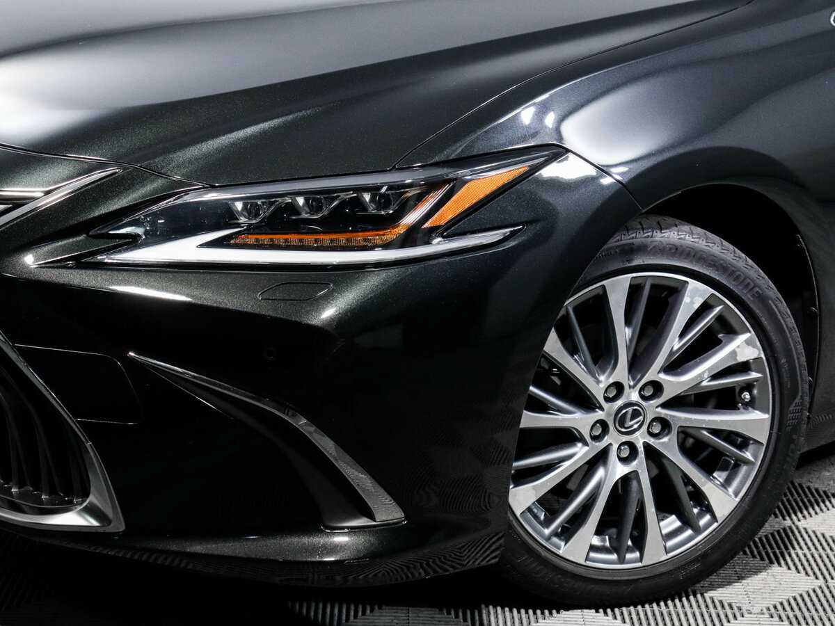 Купить Lexus ES 250, 2019, 72 643 км, фото №14