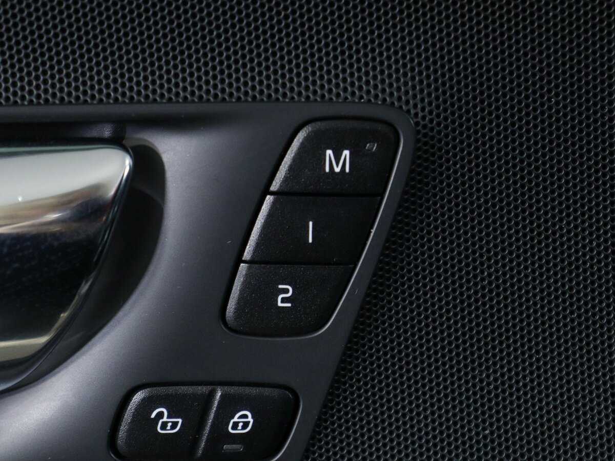 Купить Volvo XC60, 2019, 70 430 км, фото №17