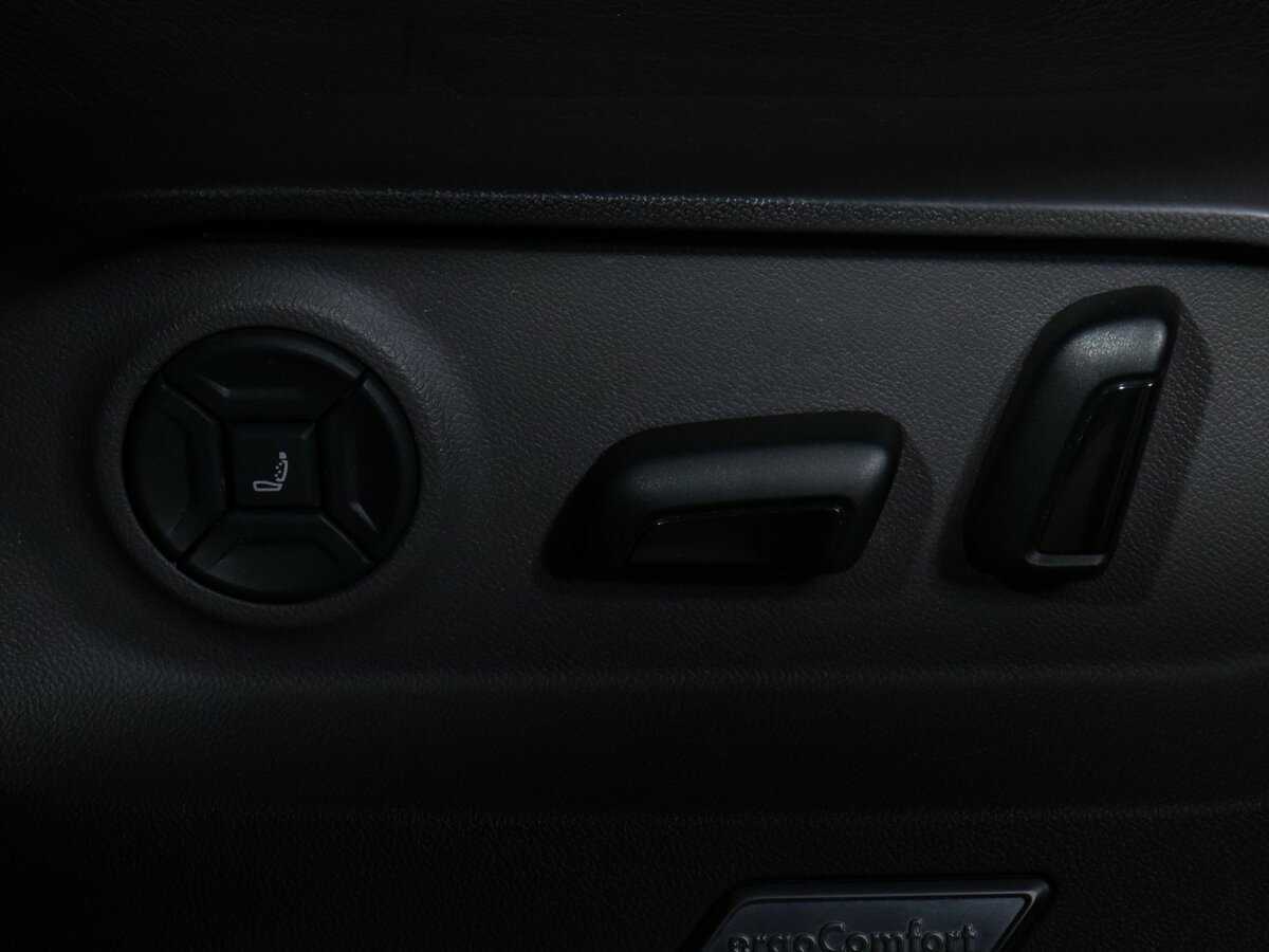 Купить Volkswagen Touareg, 2018, 90 730 км, фото №22