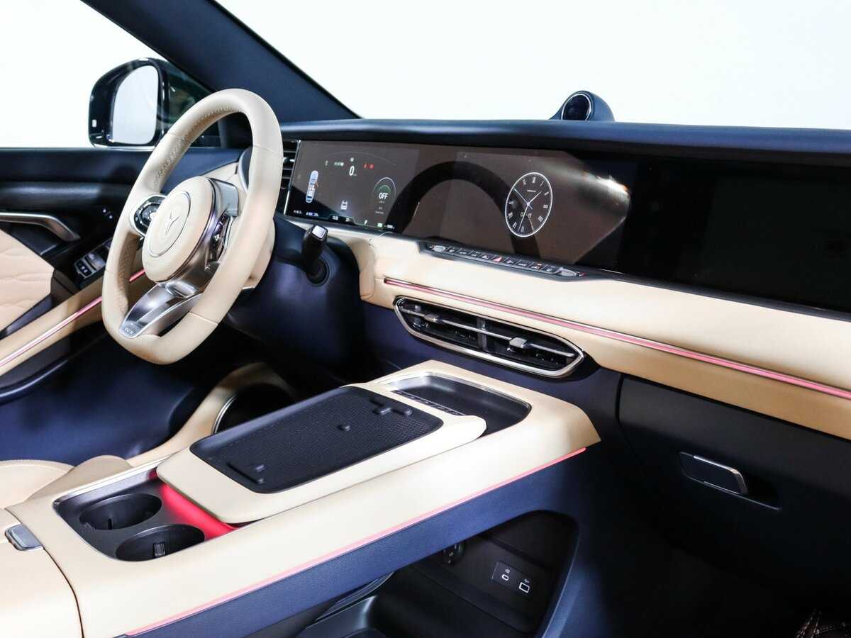 Купить Voyah Free, 2023, 9 868 км, фото №6