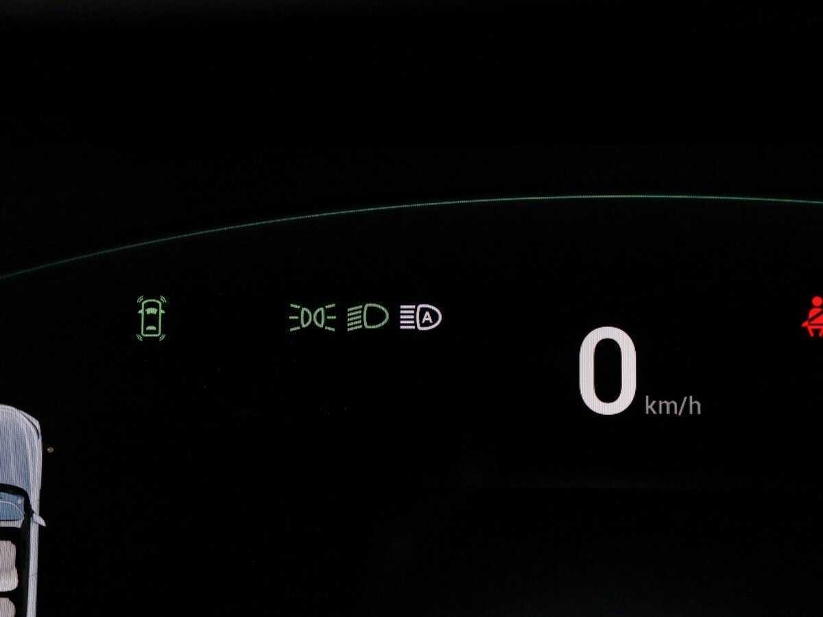 Купить Voyah Free, 2023, 9 868 км, фото №18