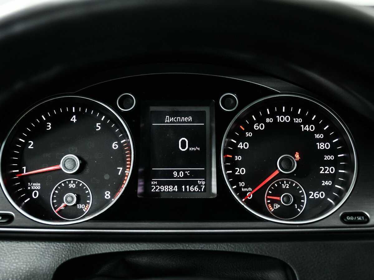 Купить Volkswagen Passat, 2011, 229 000 км, фото №10