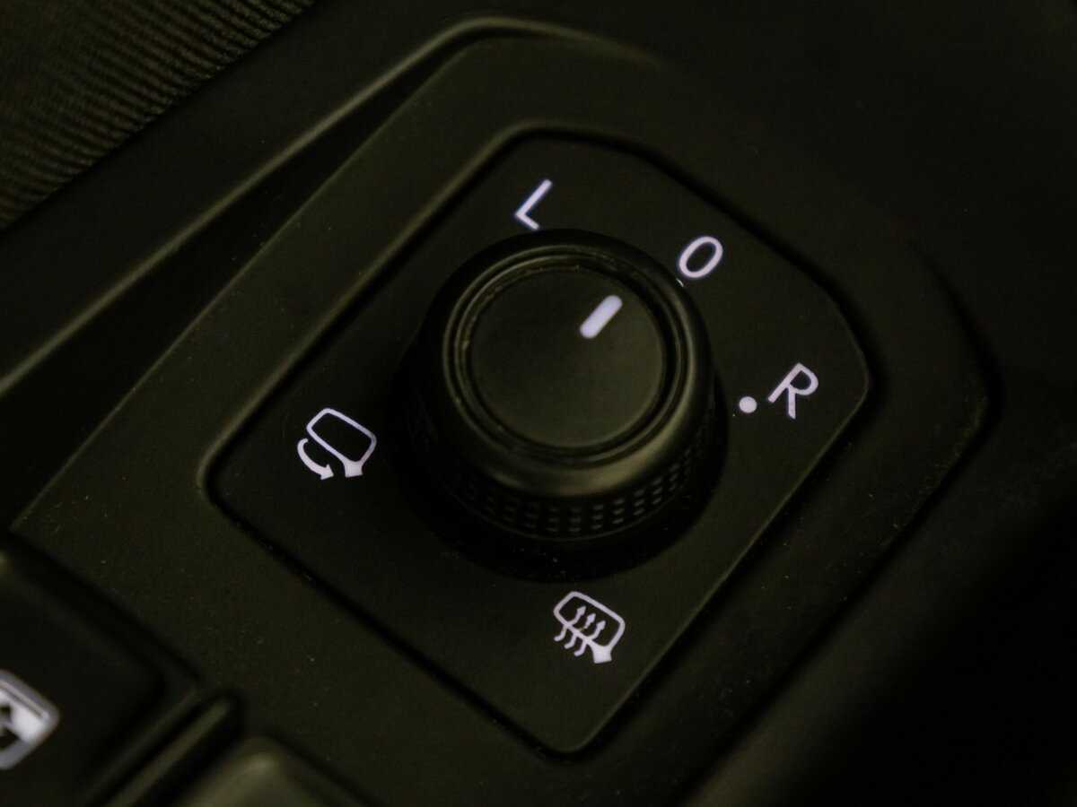 Купить Volkswagen Passat, 2018, 160 888 км, фото №20