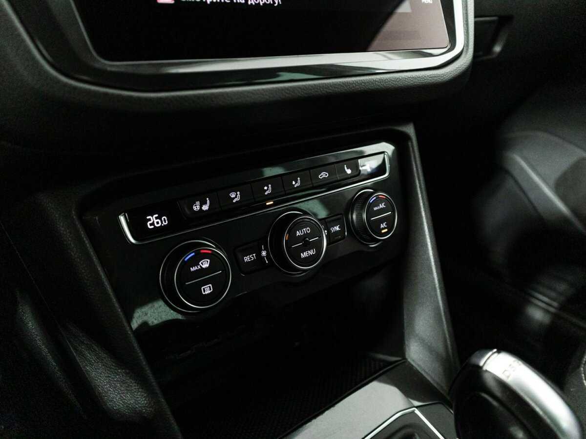 Купить Volkswagen Tiguan, 2018, 94 232 км, фото №17