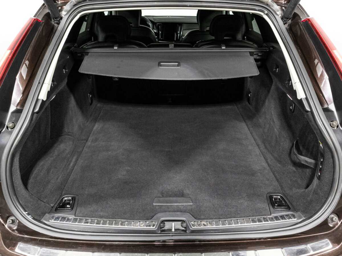 Купить Volvo V90 Cross Country, 2019, 164 171 км, фото №24