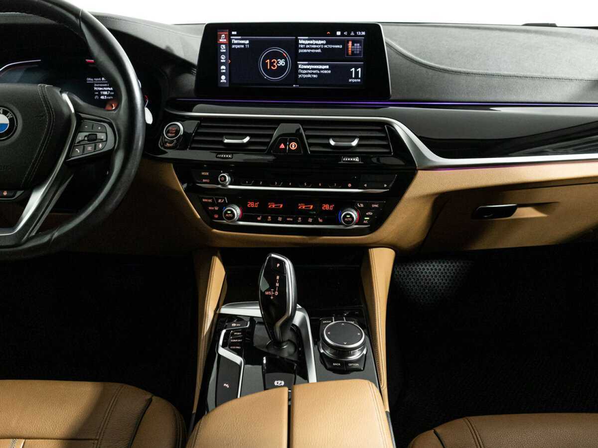 Купить BMW 5 серии 520i, 2019, 91 810 км, фото №12