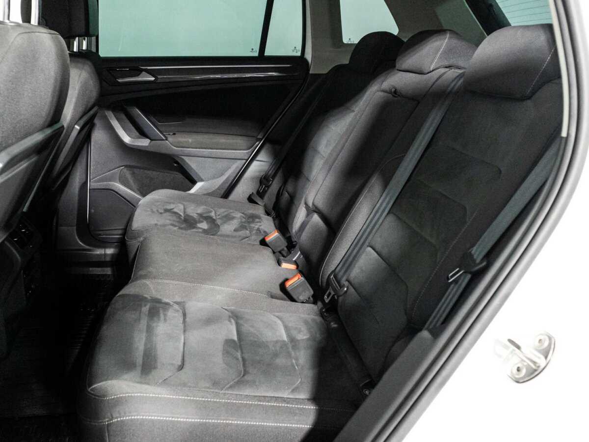 Купить Volkswagen Tiguan, 2020, 100 321 км, фото №10