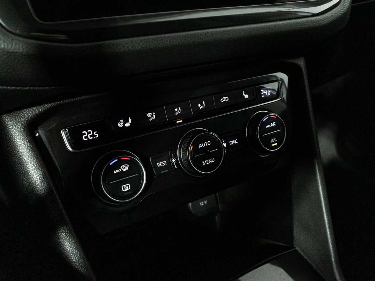 Купить Volkswagen Tiguan, 2020, 100 321 км, фото №15