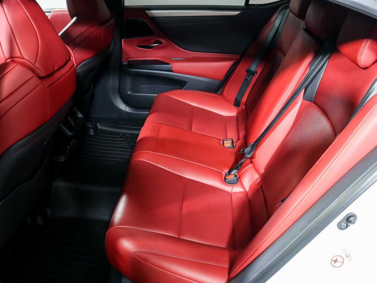 Купить Lexus ES 350, 2018, 55 000 км, фото №7