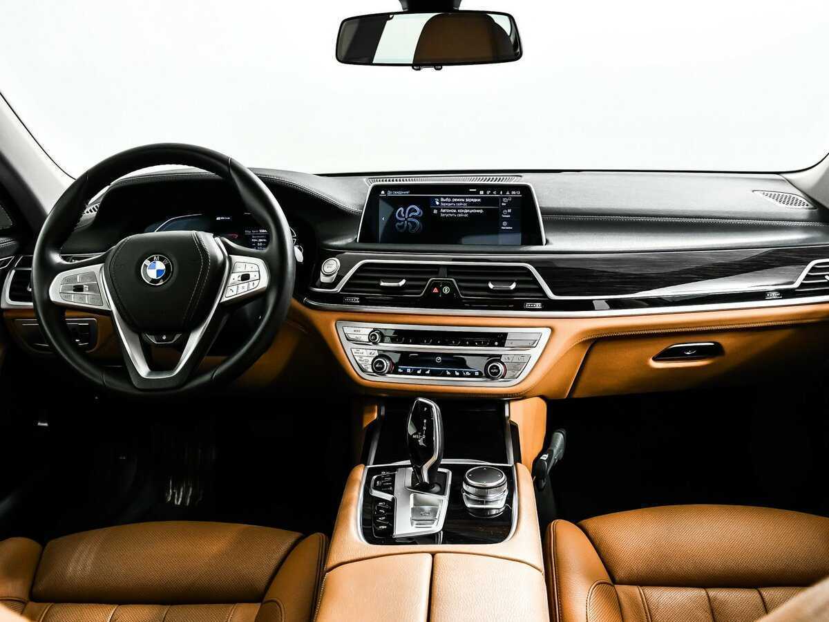 Купить BMW 7 серии 745e, 2019, 50 846 км, фото №11