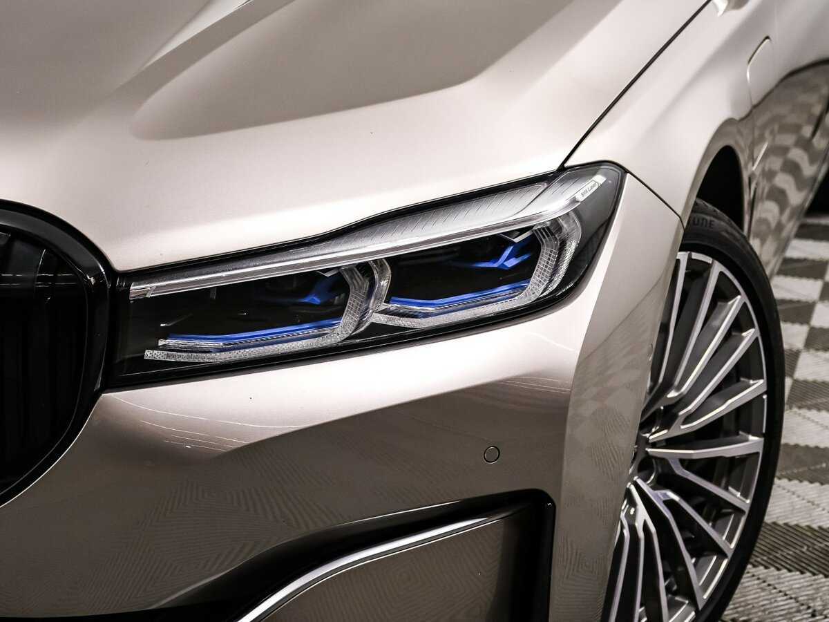 Купить BMW 7 серии 745e, 2019, 50 846 км, фото №15