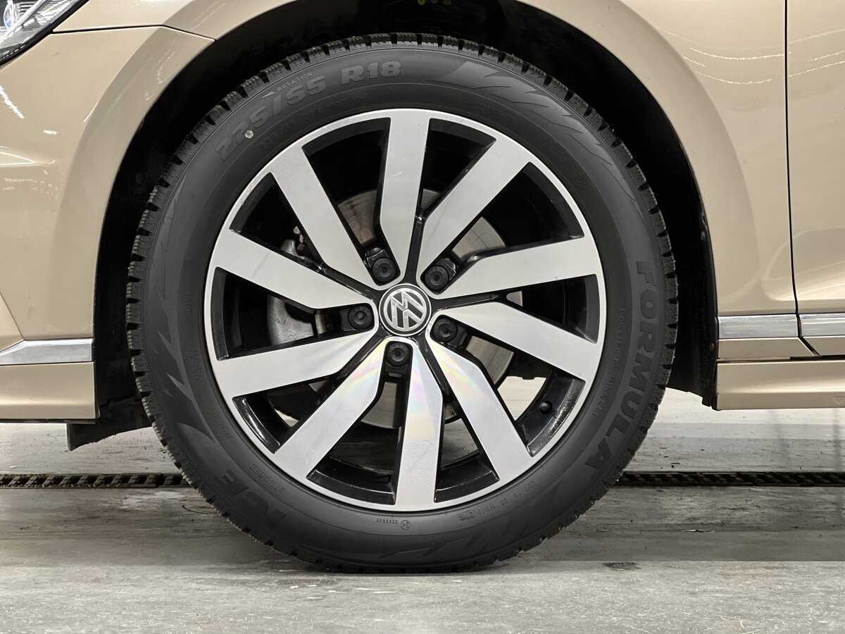 Купить Volkswagen Passat, 2016, 179 872 км, фото №18