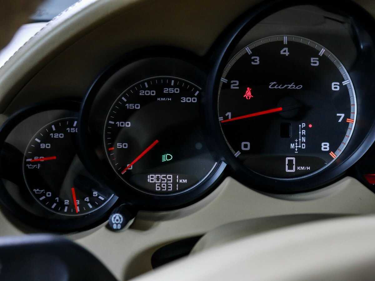 Купить Porsche Cayenne Turbo, 2010, 180 590 км, фото №8