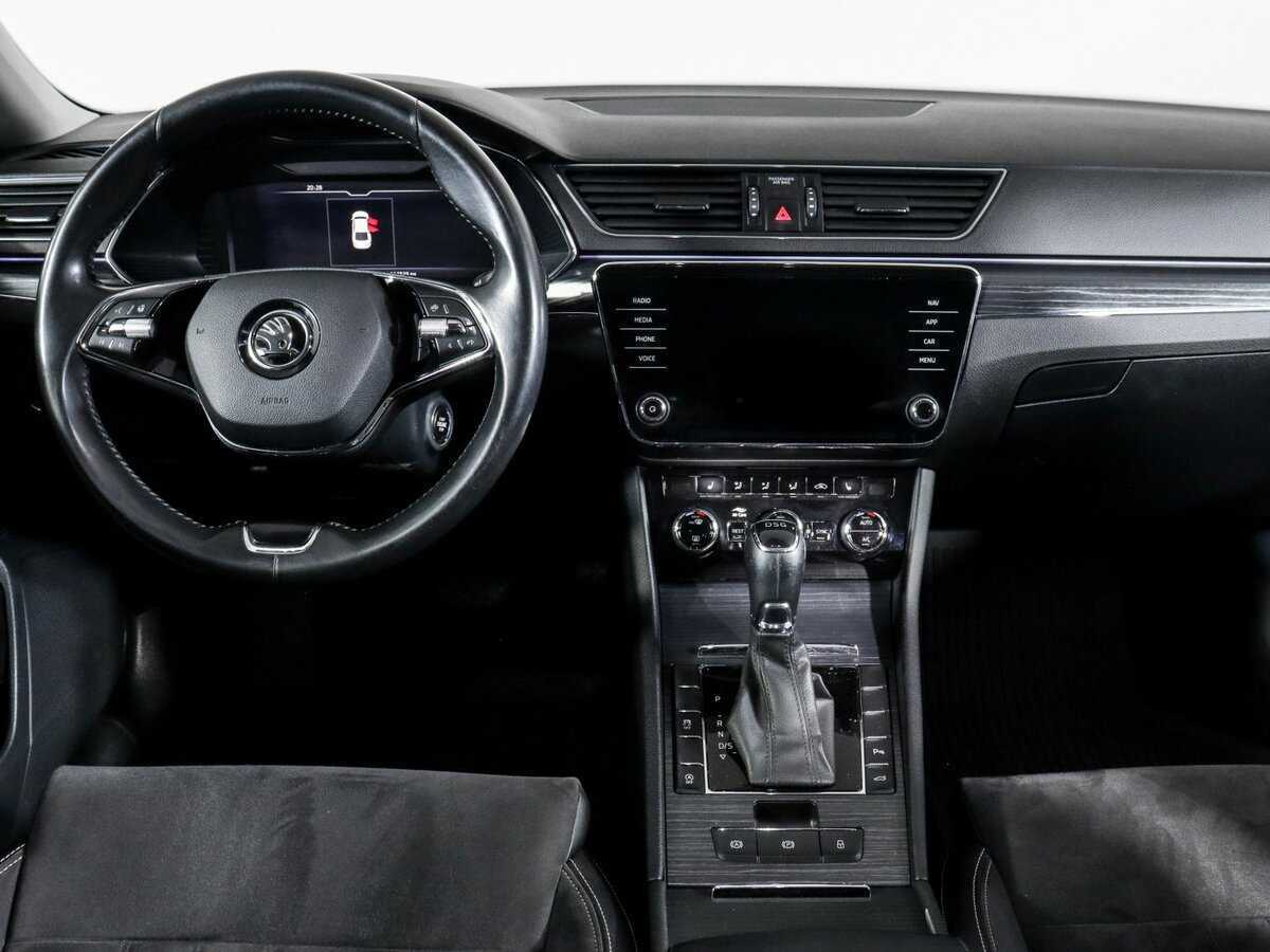 Купить Skoda Superb, 2021, 117 838 км, фото №9