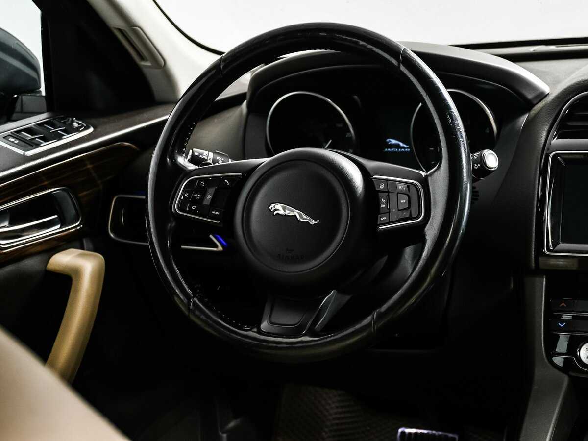 Купить Jaguar F-Pace, 2016, 121 683 км, фото №16