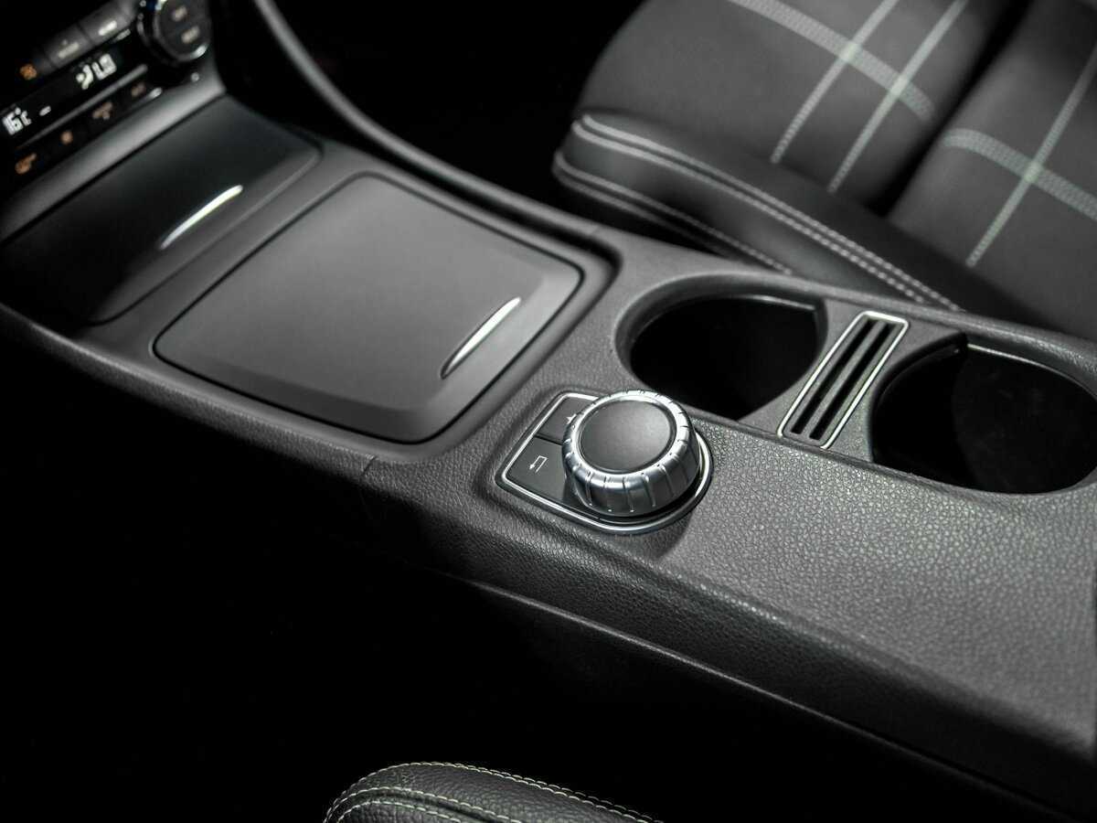 Купить Mercedes-Benz GLA 200, 2016, 110 932 км, фото №12