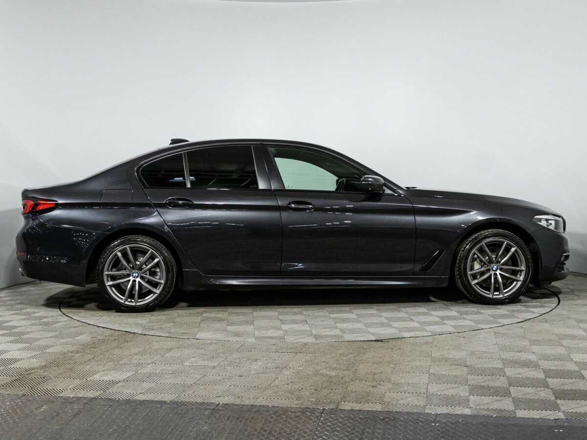Купить BMW 5 серии 530i xDrive, 2017, 230 970 км, фото №4