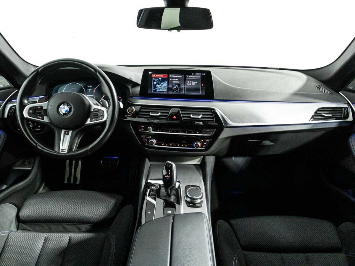 Купить BMW 5 серии 530i xDrive, 2019, 76 133 км, фото №13