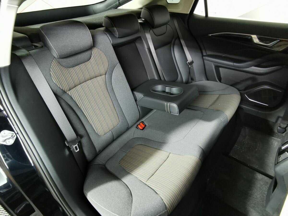 Купить FAW Bestune B70, 2023, 34 718 км, фото №10