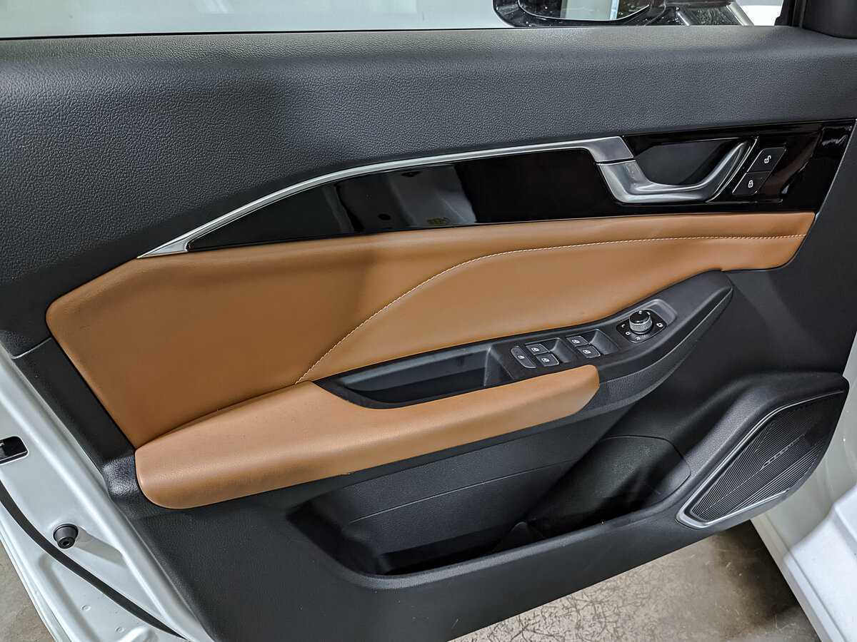 Купить FAW Bestune B70, 2023, 33 273 км, фото №18