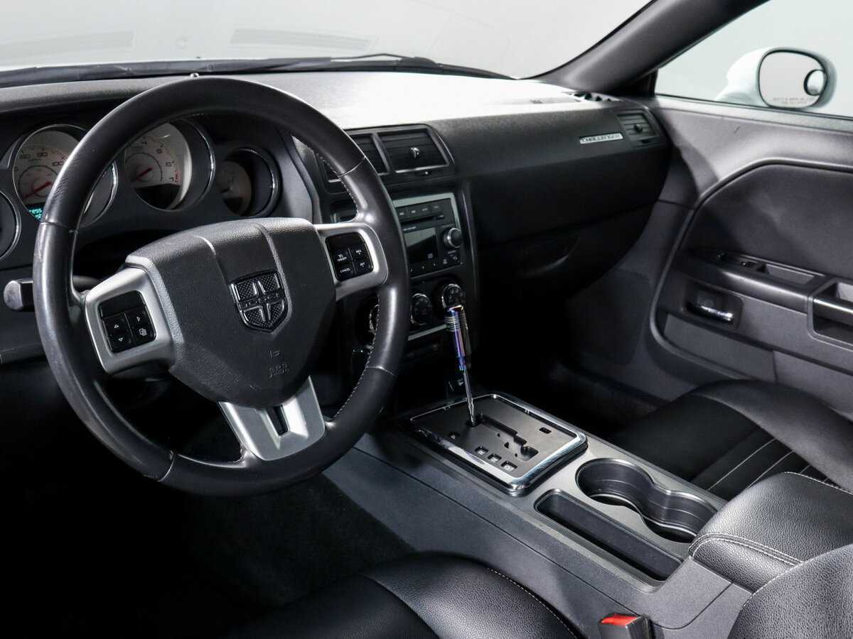 Купить Dodge Challenger, 2013, 120 538 км, фото №11