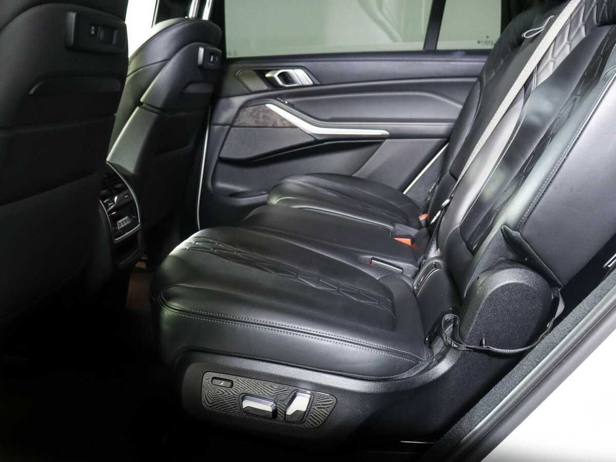 Купить BMW X7 30d, 2021, 79 557 км, фото №10