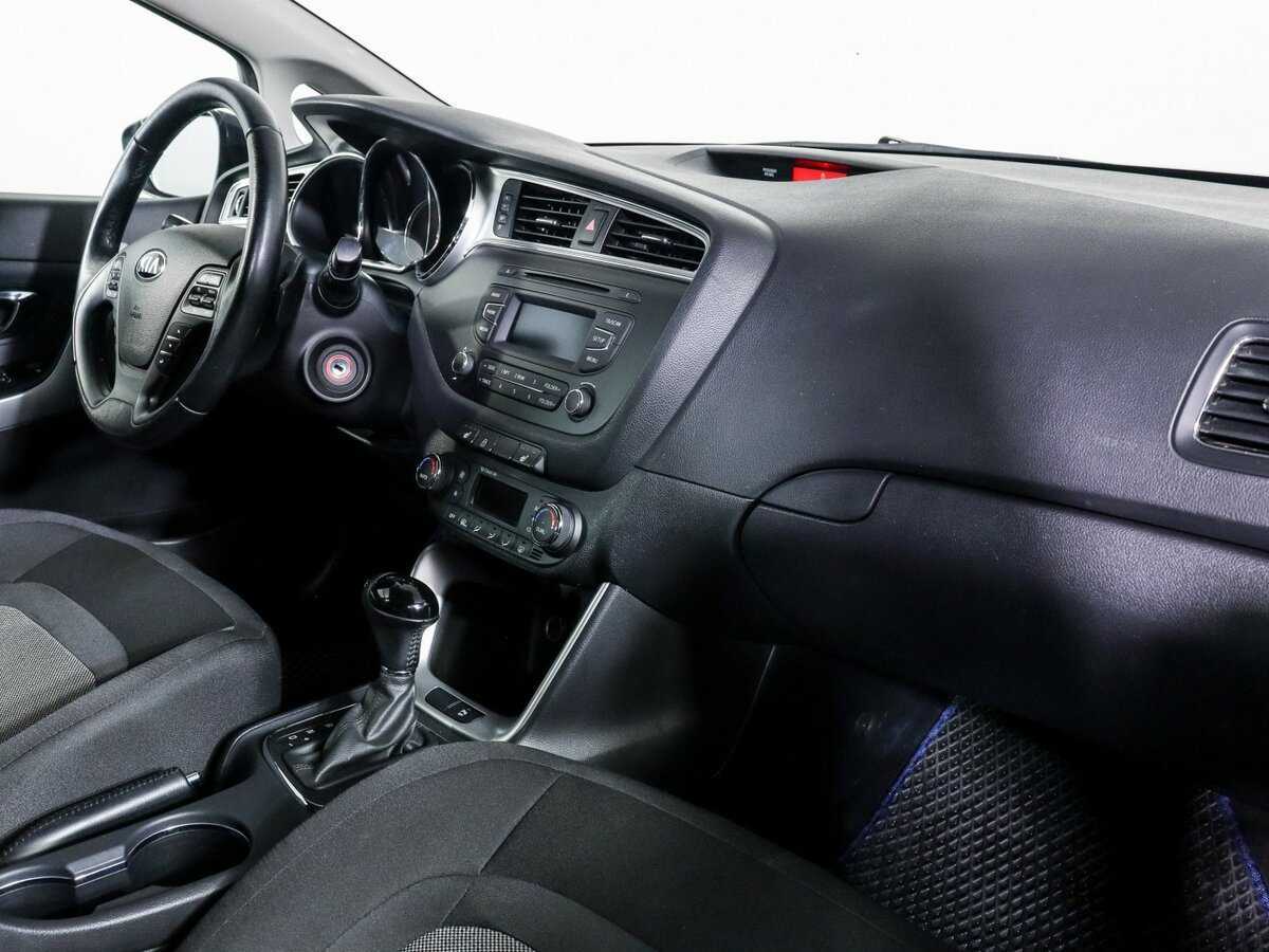 Купить Kia Ceed, 2016, 67 931 км, фото №6