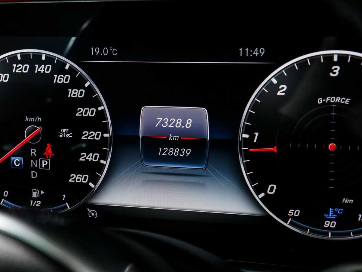 Купить Mercedes-Benz E-Класс 220 d, 2019, 128 795 км, фото №8