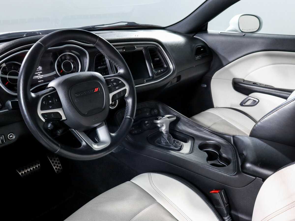 Купить Dodge Challenger, 2014, 150 298 км, фото №7