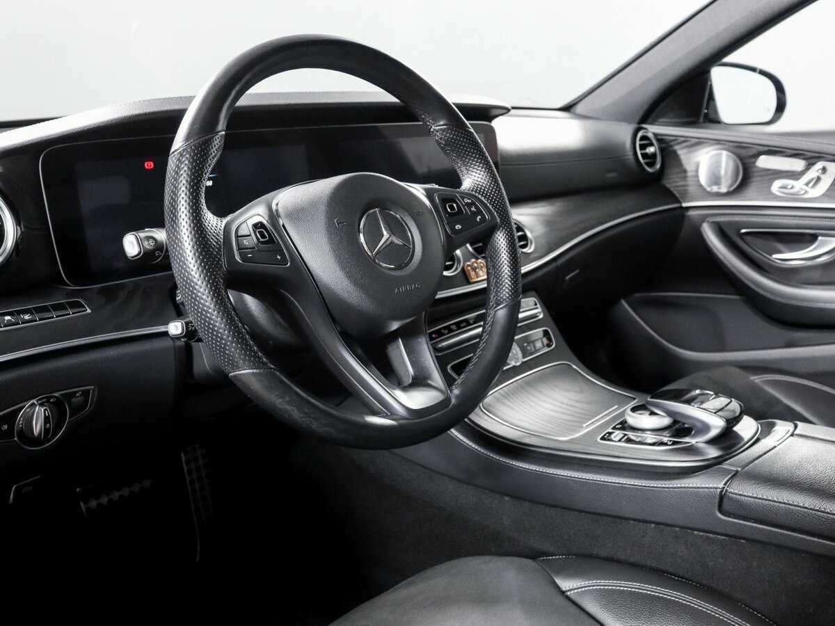 Купить Mercedes-Benz E-Класс 350 e, 2018, 66 957 км, фото №11