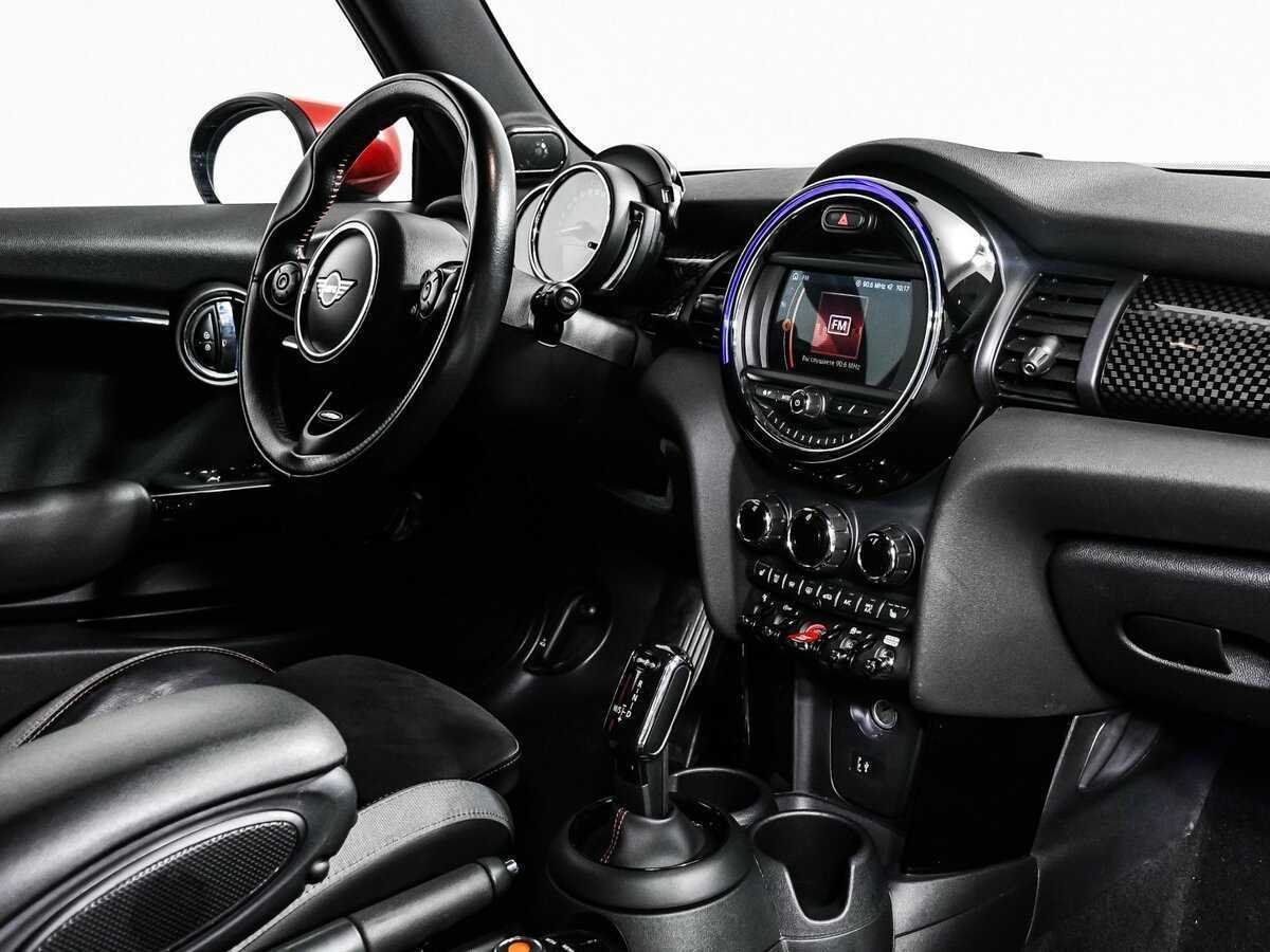 Купить Mini Hatch JCW John Cooper Works, 2019, 99 839 км, фото №9