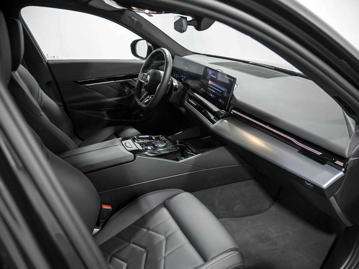 Купить BMW 5 серии 520d xDrive, 2024, 8 594 км, фото №18