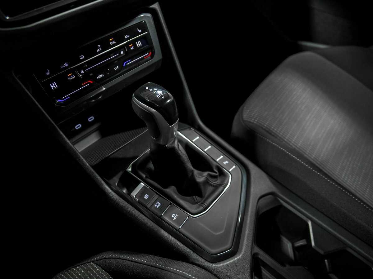 Купить Volkswagen Tiguan, 2022, 15 355 км, фото №10