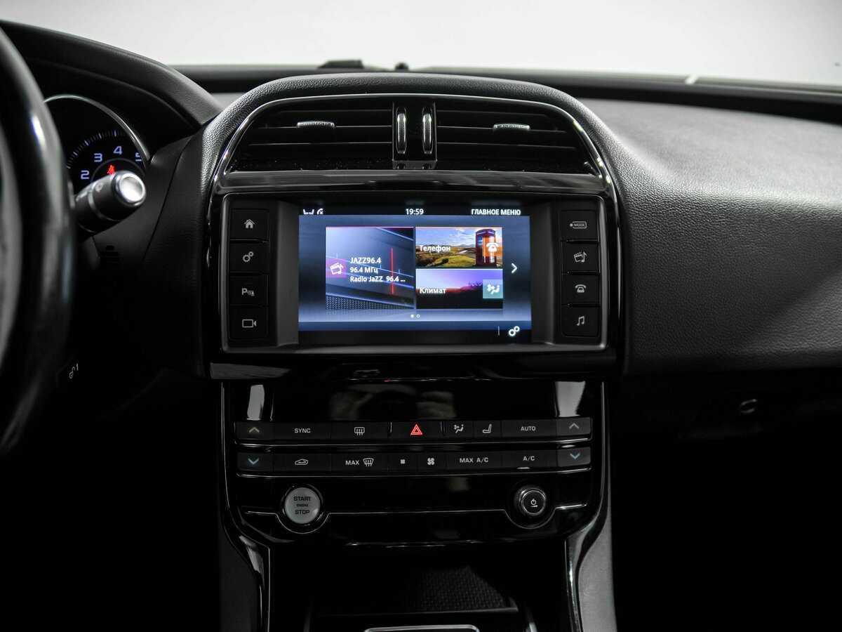 Купить Jaguar XE, 2015, 149 533 км, фото №11