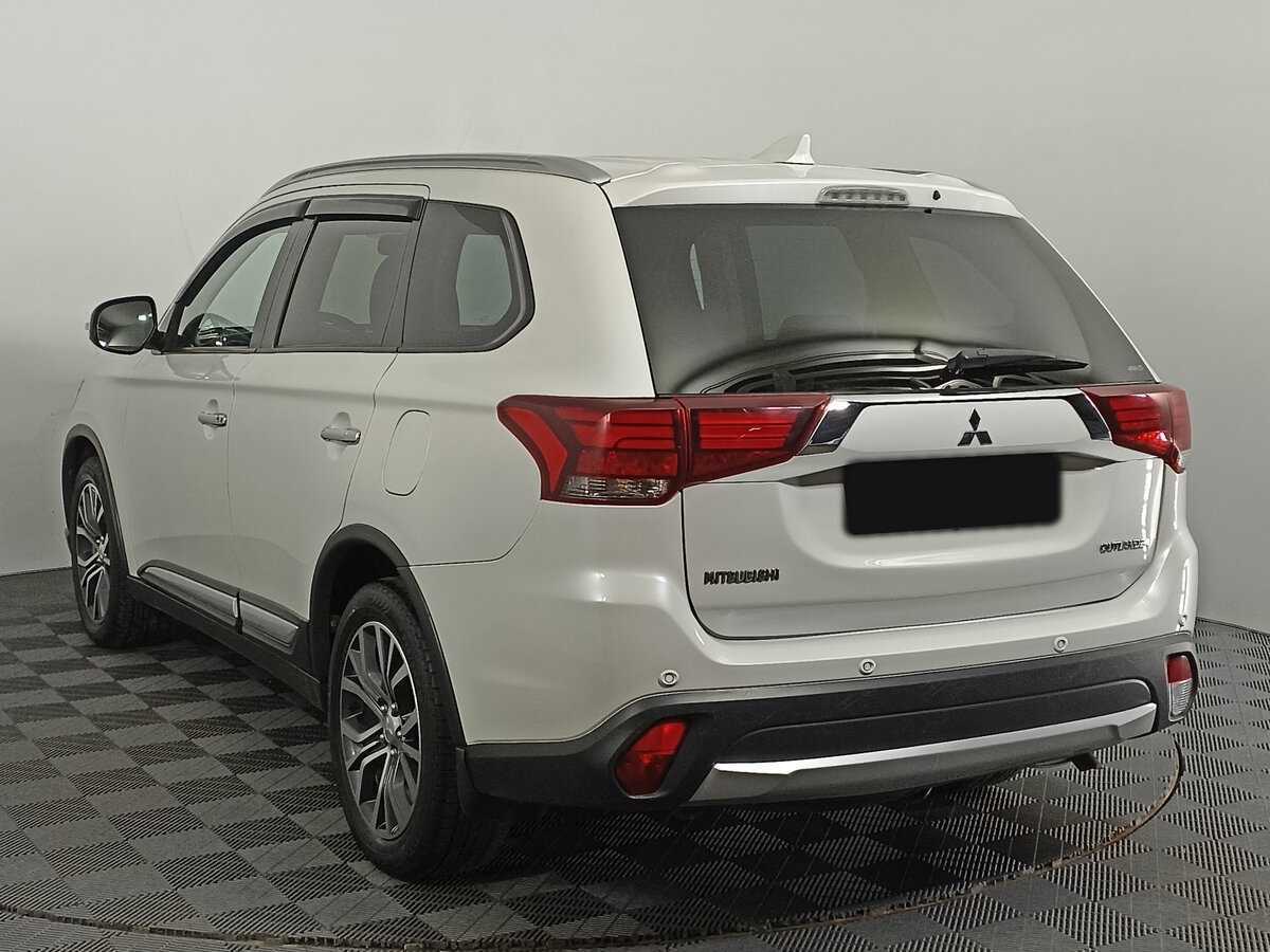 Купить Mitsubishi Outlander, 2017, 188 467 км, фото №6