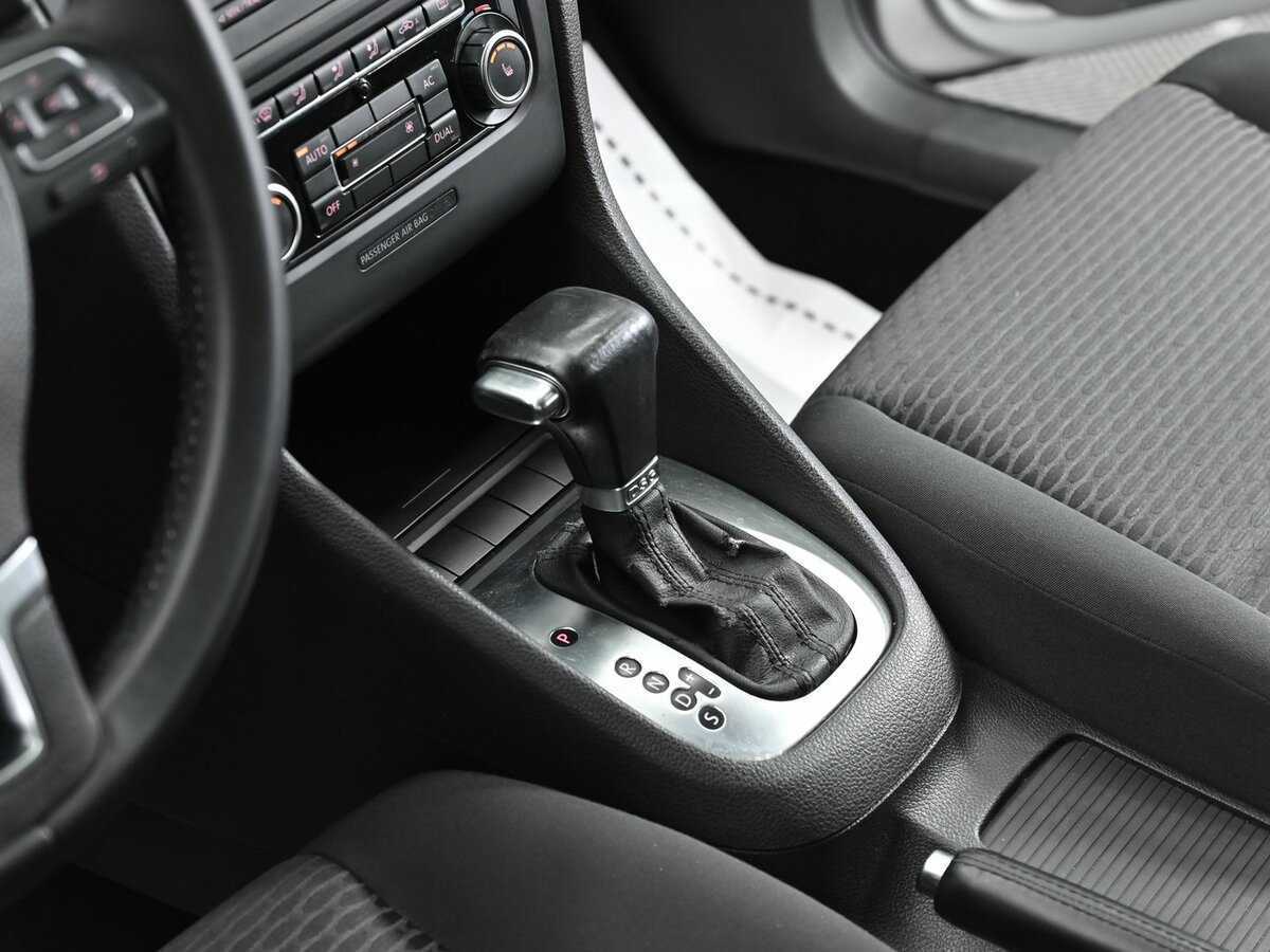 Купить Volkswagen Golf, 2010, 195 000 км, фото №9