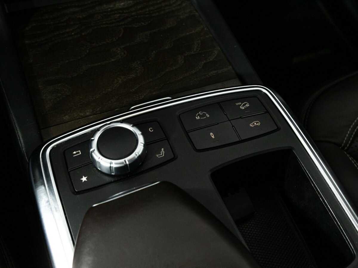 Купить Mercedes-Benz GL-Класс AMG 63 AMG, 2013, 181 075 км, фото №28